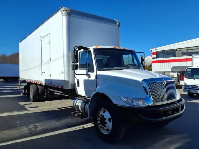 2019 NAVISTAR INTERNATIONAL 4300