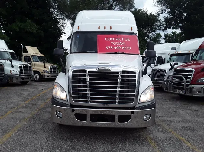 2019 FREIGHTLINER/MERCEDES CASCADIA 125