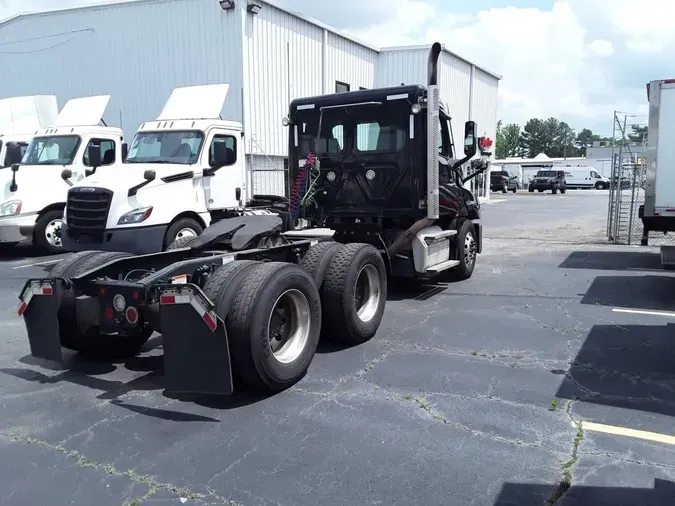 2020 FREIGHTLINER/MERCEDES NEW CASCADIA PX12664