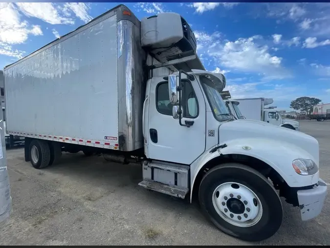 2016 FREIGHTLINER/MERCEDES M2 106