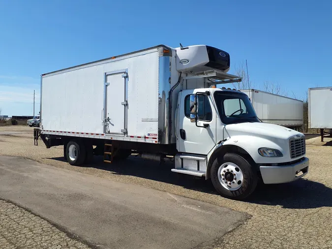 2017 FREIGHTLINER/MERCEDES M2 106