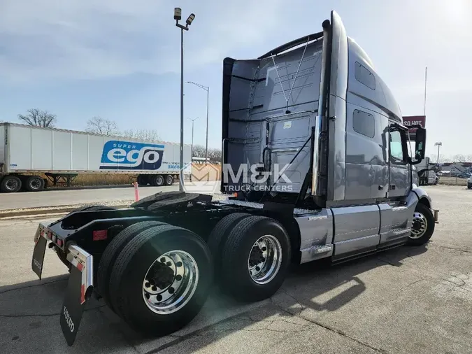 2024 VOLVO VNL64T760