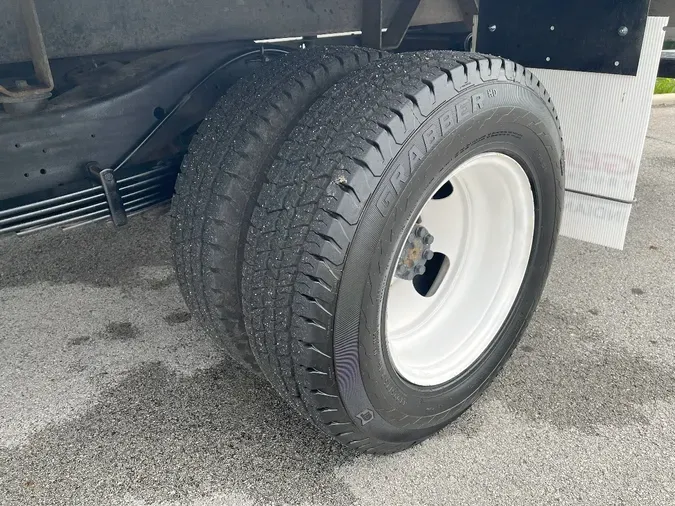 2022 GMC G3500