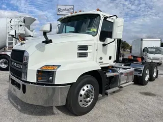 2025 MACK AN64T