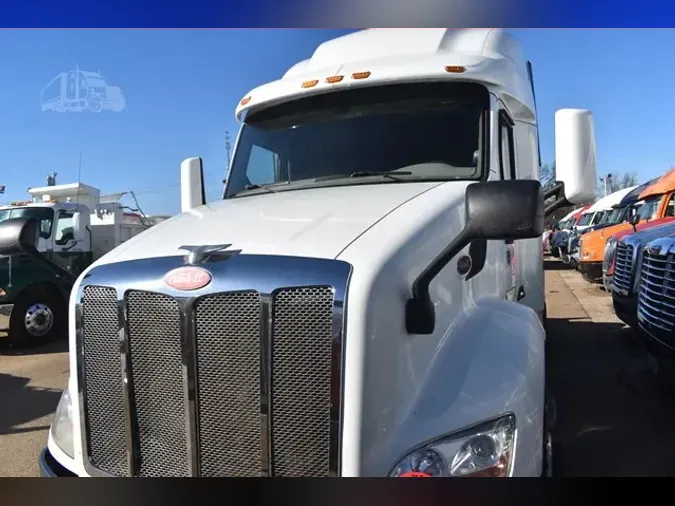 2019 PETERBILT 579