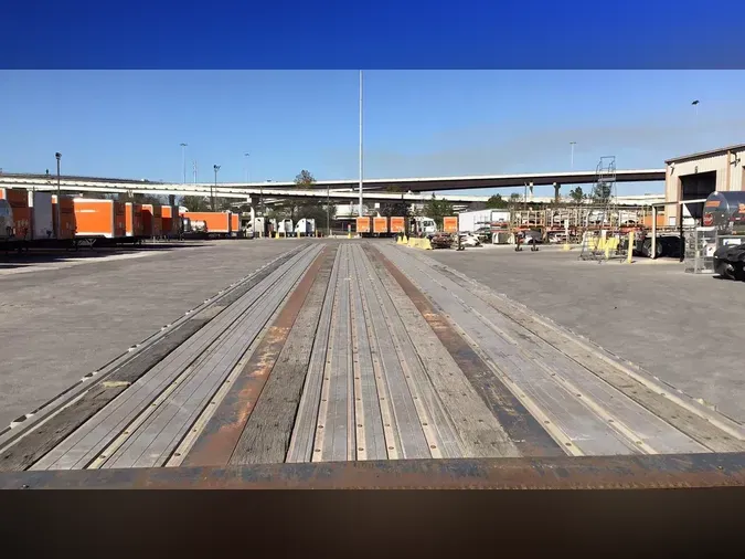 2014 Great Dane FLAT