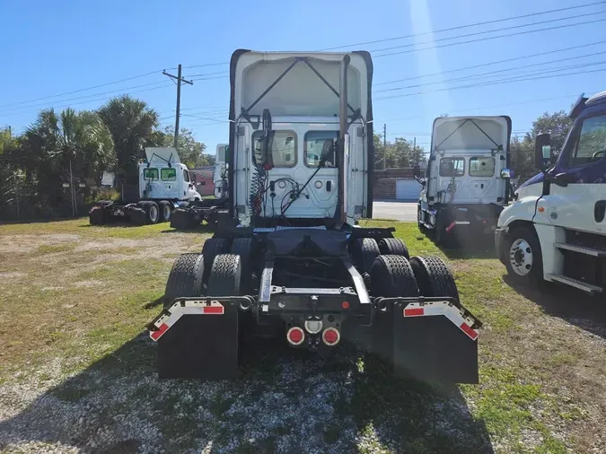 2021 FREIGHTLINER/MERCEDES NEW CASCADIA PX12664