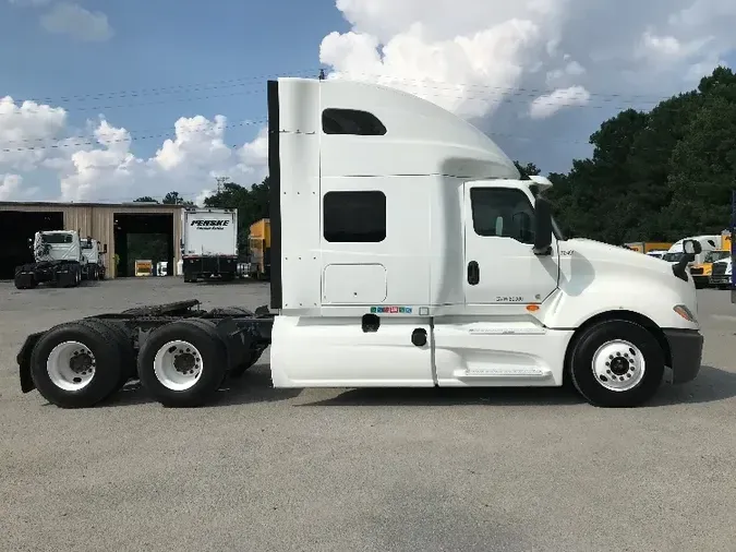 2018 International LT625