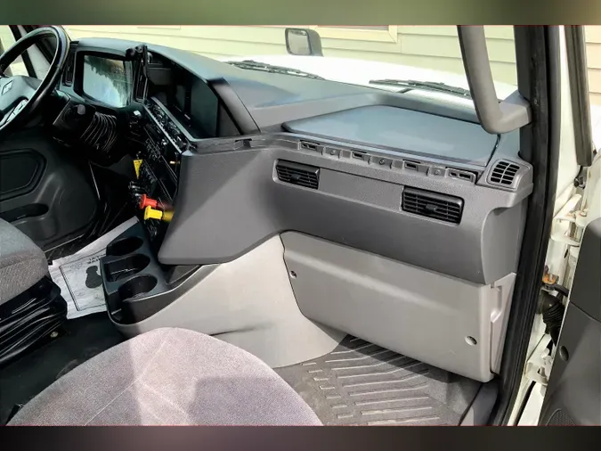 2021 INT LT625 6x4