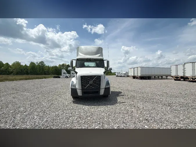 2020 Volvo VNL300
