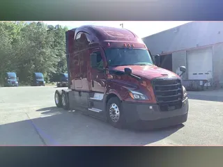 2023 Freightliner Cascadia
