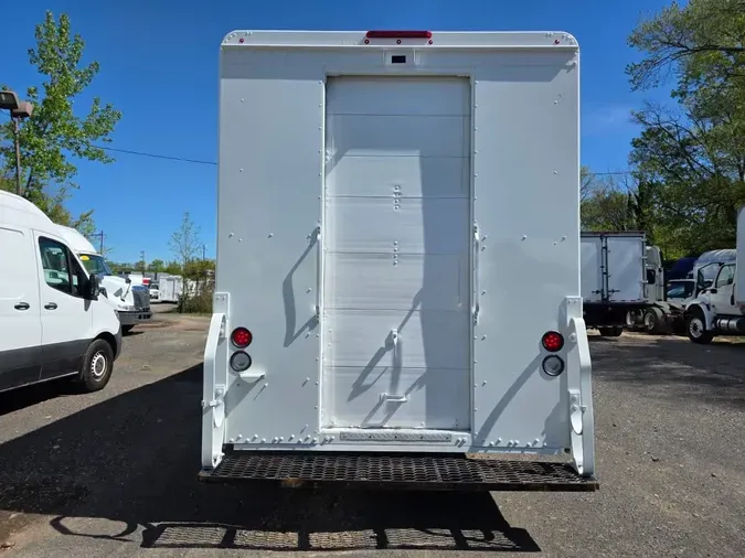 2017 FRTLR CUSTOM CHASSIS CORP MT55
