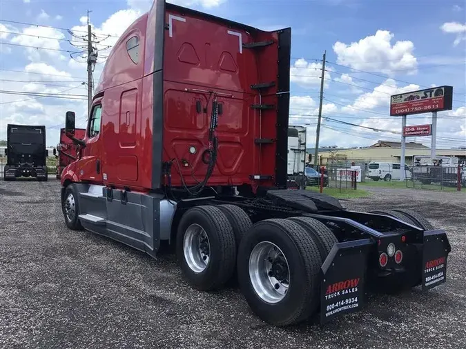 2020 FREIGHTLINER CASCADIA