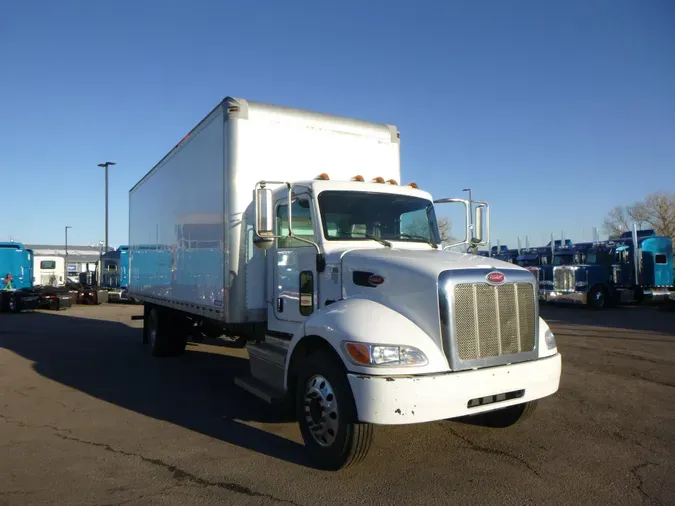 2018 Peterbilt 337