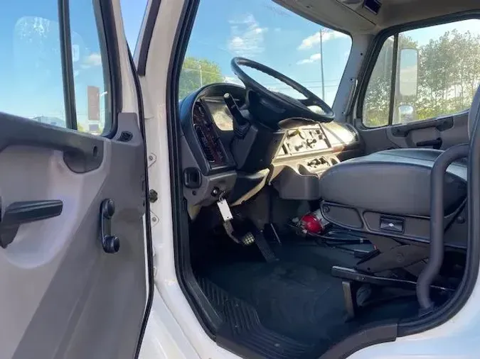 2020 Freightliner Business Class M2 106