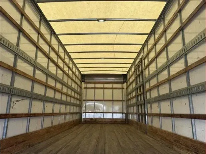 2022 Freightliner Business Class M2 106