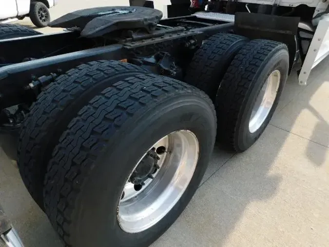 2020 Freightliner New Cascadia 126