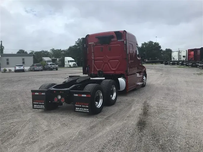 2019 FREIGHTLINER CA126