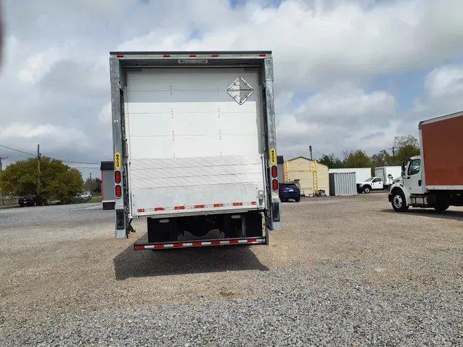 2020 FREIGHTLINER/MERCEDES M2 106