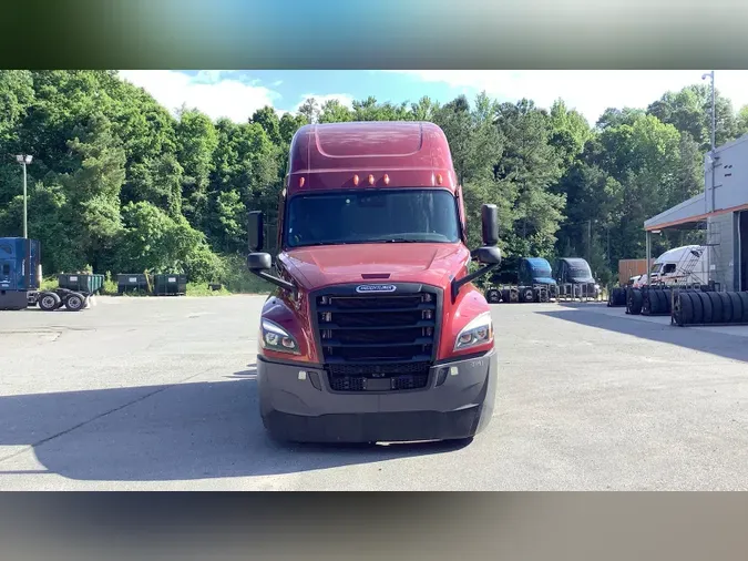 2023 Freightliner Cascadia