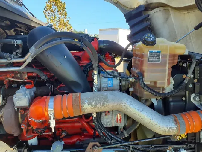 2019 NAVISTAR INTERNATIONAL LT625 DAYCAB T/Aef986953ab6cf714312d88a36a7f5d36