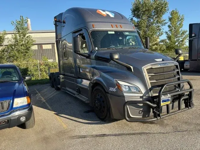 2023 FREIGHTLINER Cascadia 126ef9b560786679cd53a50edfce2cb6dad