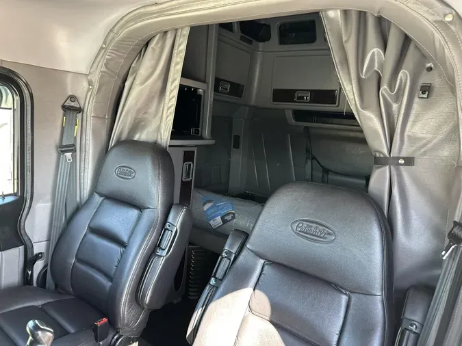 2024 Peterbilt 389ef9d710ca1881495cf0972c61251b698