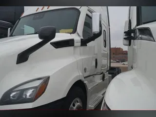2022 FREIGHTLINER CASCADIA 116