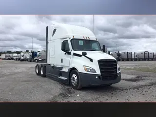 2021 Freightliner Cascadia 126