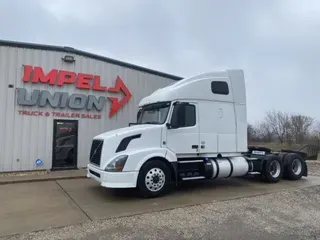 2015 Volvo VNL64T670