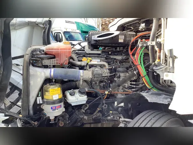 2020 Freightliner Cascadia 126efa7c9af87bcdfb67759deb580a9556e