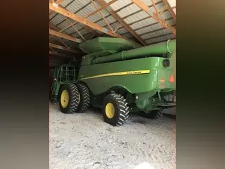 2017 John Deere S670
