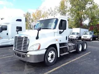 2018 FREIGHTLINER/MERCEDES CASCADIA 125