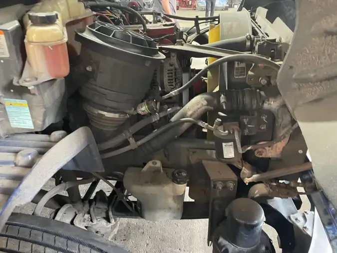 2019 FREIGHTLINER M2 106