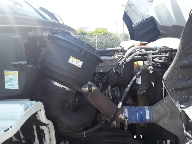 2016 FREIGHTLINER M2 112