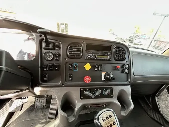 2016 FREIGHTLINER 114SD