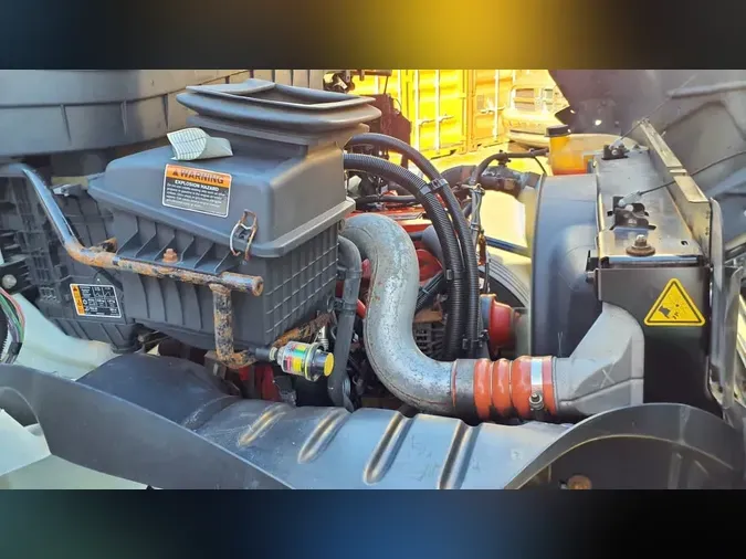 2020 NAVISTAR INTERNATIONAL MV607 (4X2)