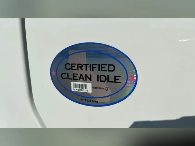 2021 Freightliner Cascadia 126