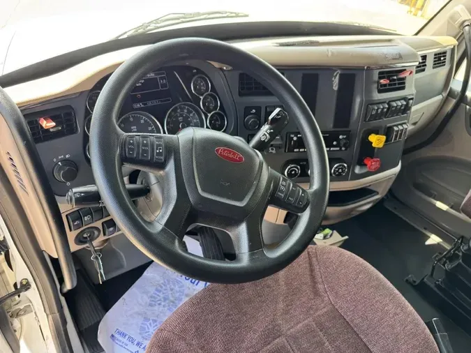 2022 Peterbilt 567