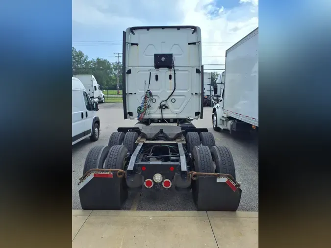 2019 FREIGHTLINER CASCADIA 125