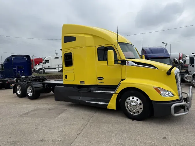 2023 Kenworth T680