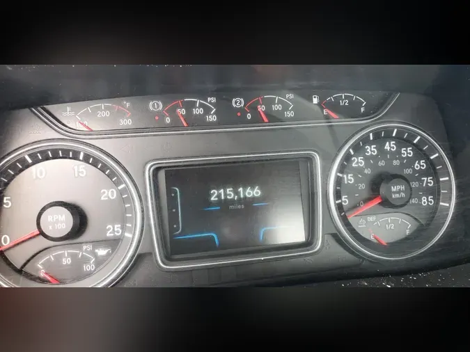 2018 International RH613