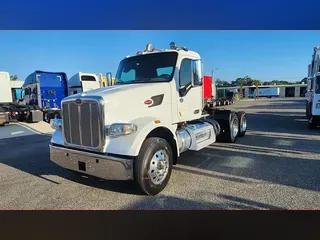 2020 Peterbilt 567