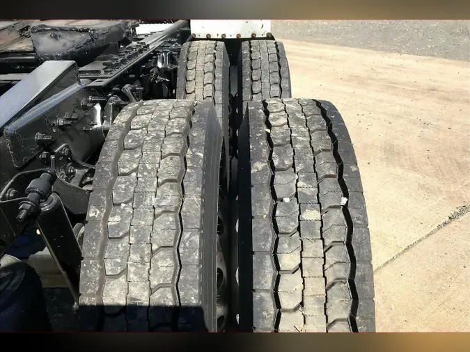 2020 INT LT625 6x4efbcf784842a2a184037d6066e0801fa