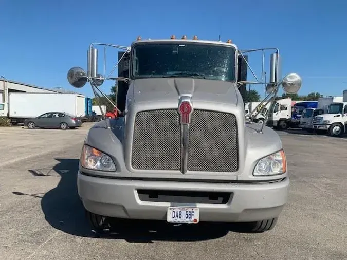 2021 Kenworth T270