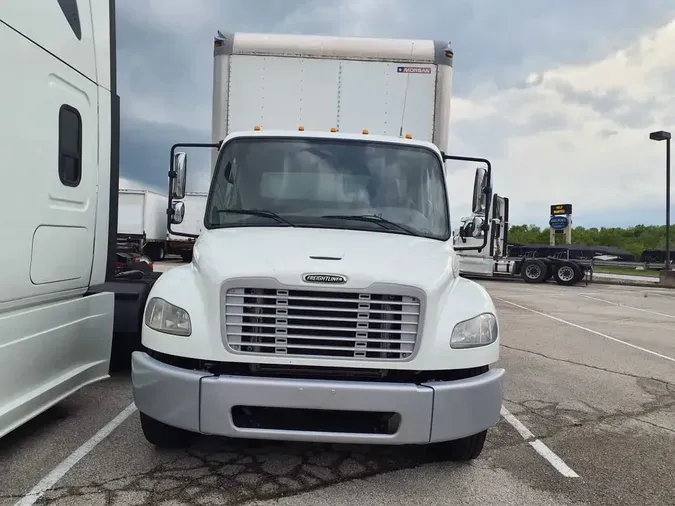 2017 FREIGHTLINER M2 106