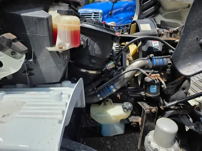 2019 FREIGHTLINER M2 106