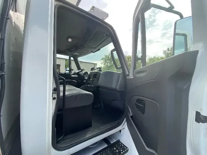 2018 International 4300