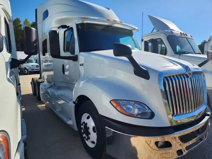 2019 NAVISTAR INTERNATIONAL LT625 SLPR CAB