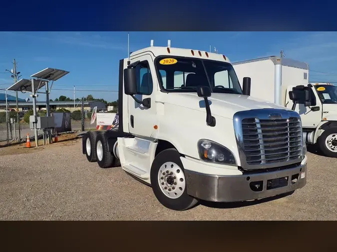 2020 FREIGHTLINER/MERCEDES CASCADIA 125
